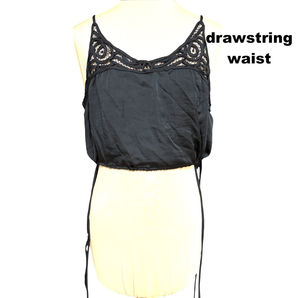 top cami FREE PEOPLE black S/M spaghetti straps lace sexy boho goth sexy classic